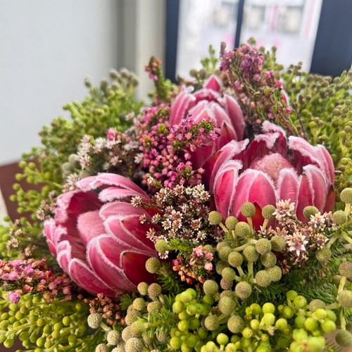 Bouquet Hybrid Carousel - (Per Bunch) 