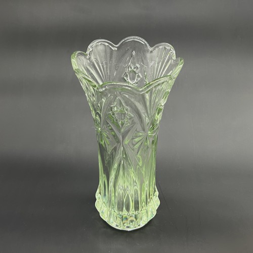 VASE010